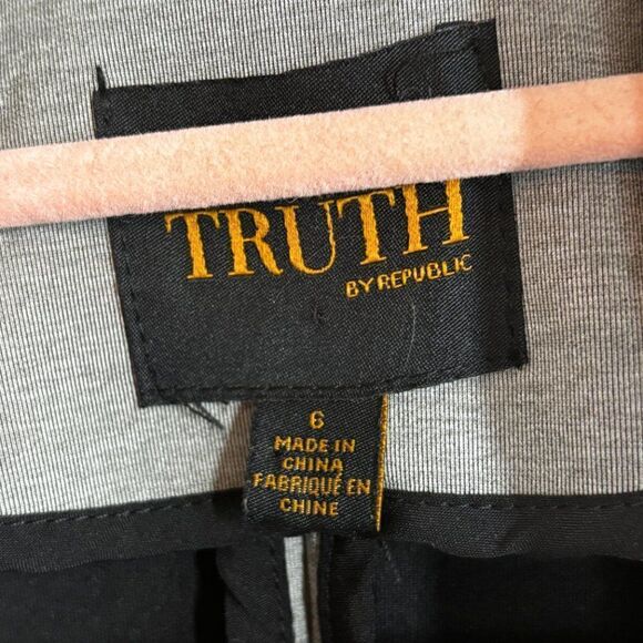 Truth by Republic Light Grey Heather Blazer Size 6 - Picture 3 of 8